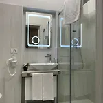 לינה וארוחת בוקר Natura 3*